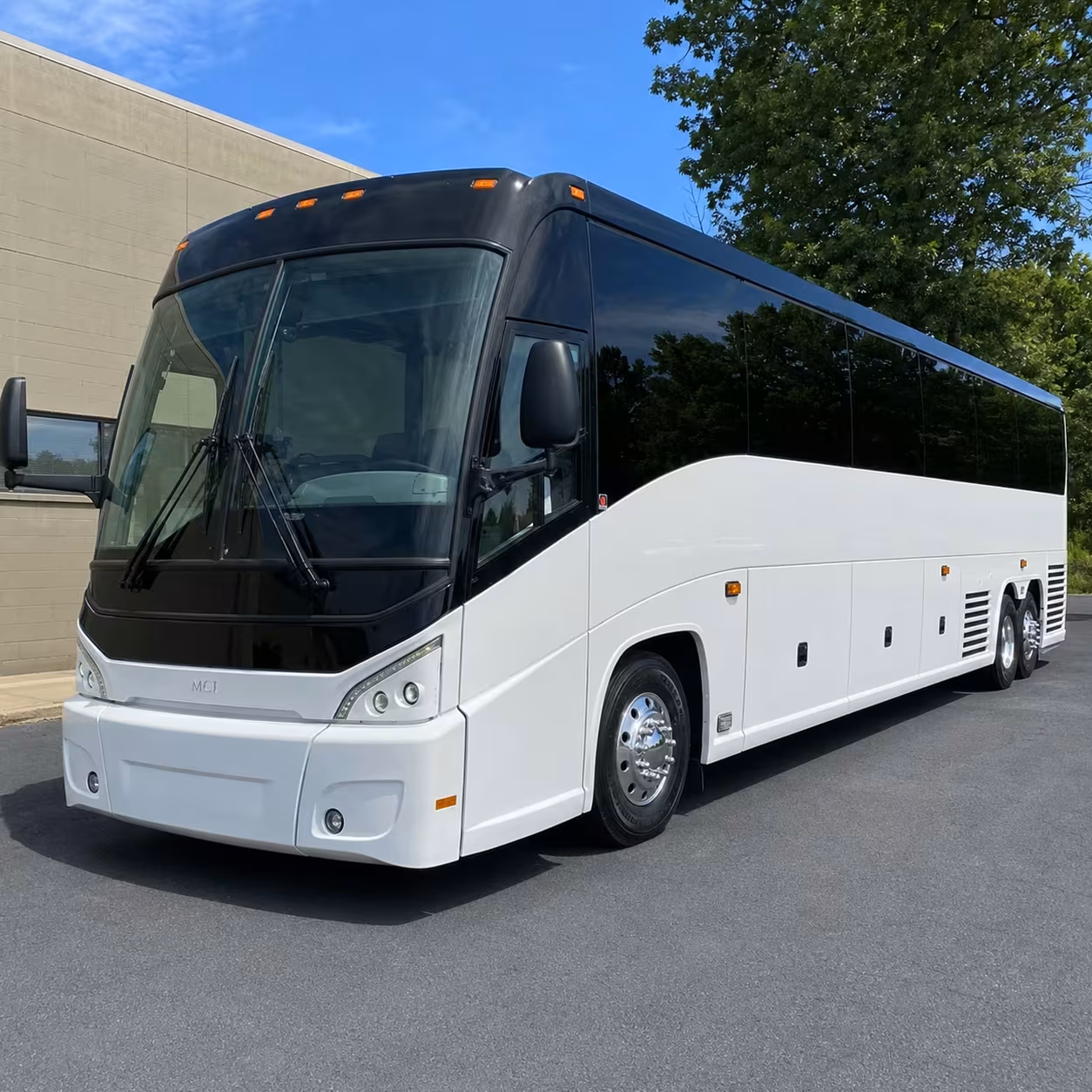 frederick sunday morning church shuttle buses