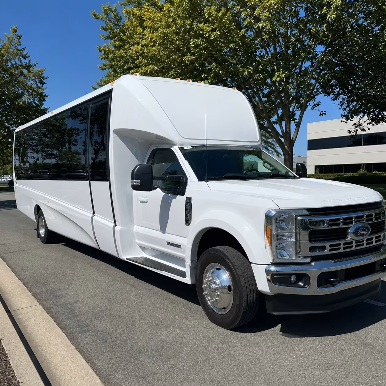 minibus rentals in frederick for any concert itinerary