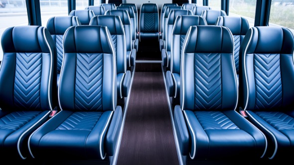 frederick 18 passenger minibus rental